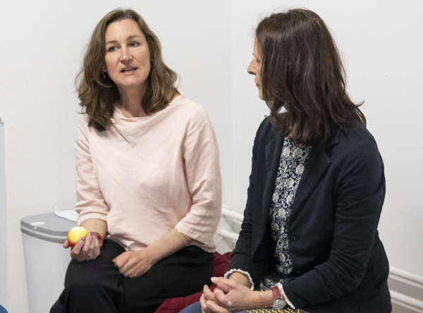 Maja Günther und Conny Pinnekamp im Gespräch